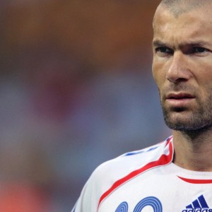 开云官网-当时间在燃烧—论那交织着呼吸、泥土与意志的决胜时刻，铸魂于烈焰，决胜时刻的呼吸与意志