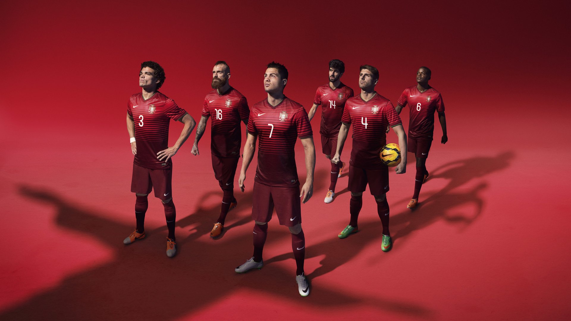 足球的两种迷思，当哈兰德遭遇连败，教练困于数据洪流，哈兰德连败背后，数据时代的教练迷思